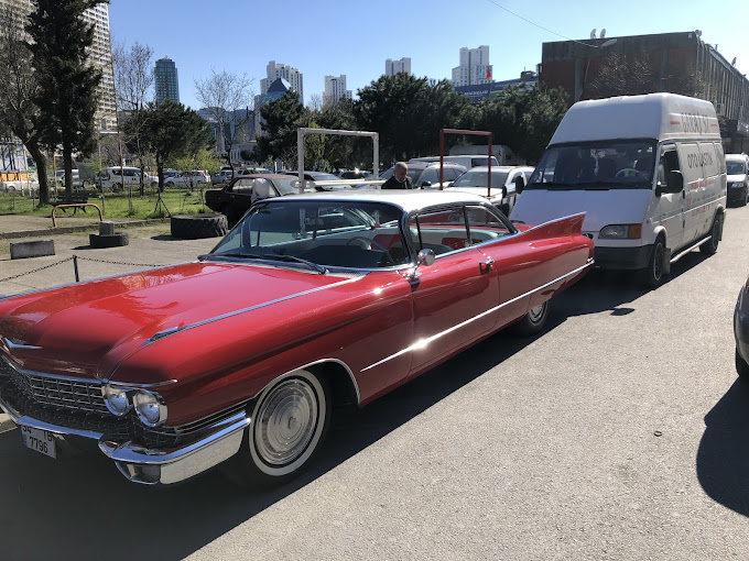 889C4556 4C6C 43EE B356 F5D780767941